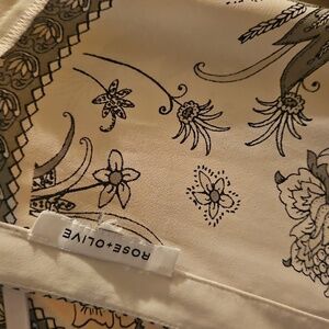 rose olive blouse balloon sleeve Size small